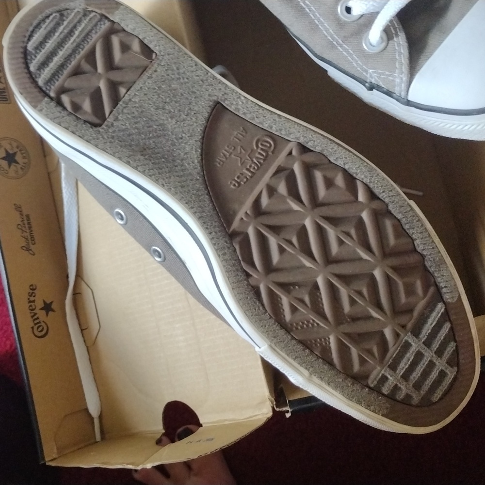 Shoes - Picture 2 of 2